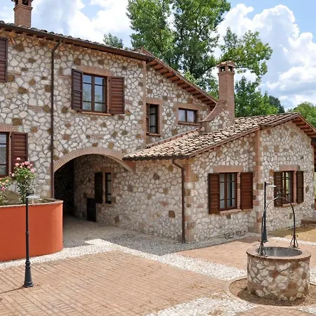 Sleeps 4 *